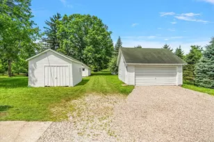 1575 Earhart Rd, Ann Arbor, MI 48105 - Photo 52