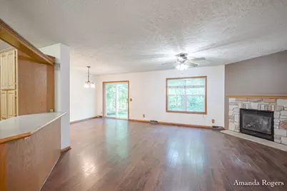 650 Parnell Avenue SE, Lowell, MI 49331 - Photo 6