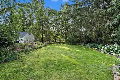 1418 Pinehurst Boulevard, Kalamazoo, MI 49006 - Photo 24