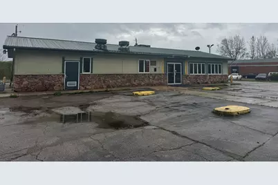 68867 M-62, Edwardsburg, MI 49112 - Photo 2