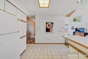 9221 W Thomas Rd, Shelby, MI 49455 - Photo 8