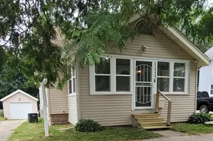 1112 Woodsum St, Jackson, MI 49203 - Photo 1