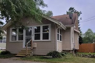 1112 Woodsum St, Jackson, MI 49203 - Photo 2