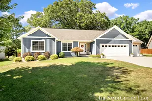 15055 Oakland St, Spring Lake, MI 49456 - Photo 1