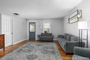 116 Washington St, Middleville, MI 49333 - Photo 4