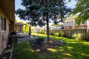 23355 Robert John St, Saint Clair Shores, MI 48080 - Photo 50