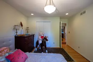 23355 Robert John St, Saint Clair Shores, MI 48080 - Photo 36