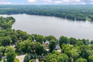 9895 Lakeview Dr, Berrien Springs, MI 49103 - Photo 66