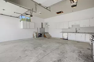 8336 Nightingale St, Dearborn Heights, MI 48127 - Photo 48