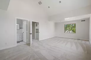 8336 Nightingale St, Dearborn Heights, MI 48127 - Photo 32