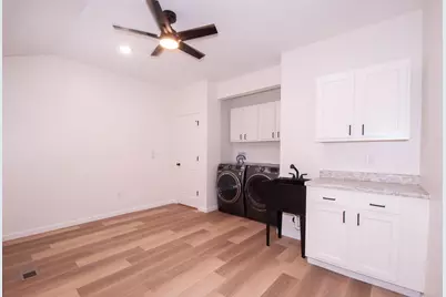 123 W Manchester Street, Battle Creek, MI 49037 - Photo 22