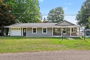 58881 Yeatter Rd, Colon, MI 49040 - Photo 2