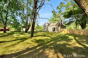 769 S Pine Ave, White Cloud, MI 49349 - Photo 4