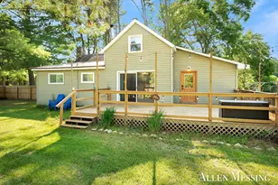769 S Pine Ave, White Cloud, MI 49349 - Photo 2