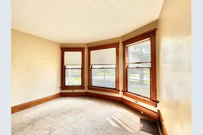 86 S Howell Street, Hillsdale, MI 49242 - Photo 24