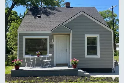 20821 N Pierson Court, Detroit, MI 48228 - Photo 2