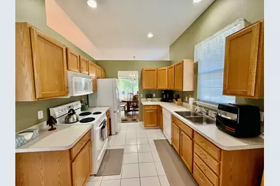 874 Chamberlain Court #9, Jackson, MI 49203 - Photo 6