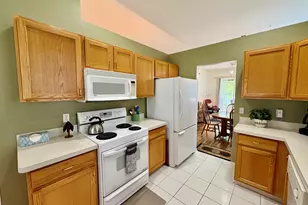 874 Chamberlain Ct, Jackson, MI 49203 - Photo 8