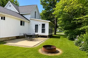 211 E Sycamore St, Three Oaks, MI 49128 - Photo 24