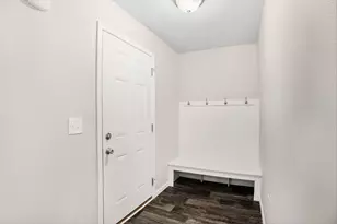 10841 Carmen Oak Dr SE, Lowell, MI 49331 - Photo 8
