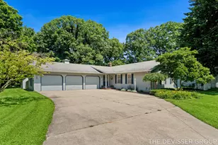 14289 Essenburg Dr, Holland, MI 49424 - Photo 1