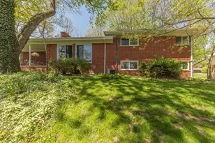 2229 Needham Rd, Ann Arbor, MI 48104 - Photo 4