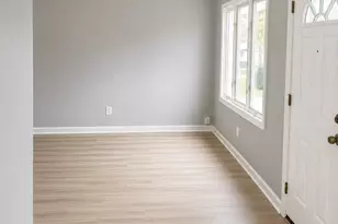7060 Victory Ave, Warren, MI 48091 - Photo 6