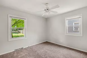 1924 Plymouth Terrace SE, Grand Rapids, MI 49506 - Photo 18