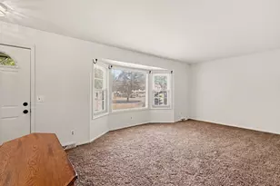 1924 Plymouth Terrace SE, Grand Rapids, MI 49506 - Photo 4