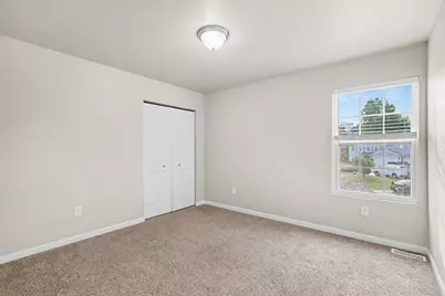 1040 Broken Ridge Drive, Lansing, MI 48917 - Photo 16