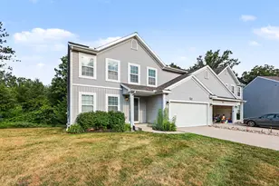 1040 Broken Ridge Dr, Lansing, MI 48917 - Photo 2