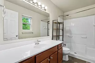 1040 Broken Ridge Dr, Lansing, MI 48917 - Photo 12