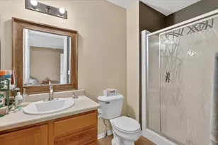 1790 Grand Ct NE, Grand Rapids, MI 49525 - Photo 24