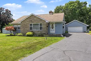 314 Pepperidge Ln, Battle Creek, MI 49015 - Photo 2