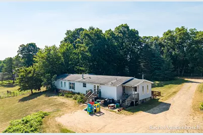 8456 Centerline Road, Saranac, MI 48881 - Photo 42