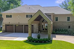 9233 Tan Bay St, Commerce Township, MI 48382 - Photo 2