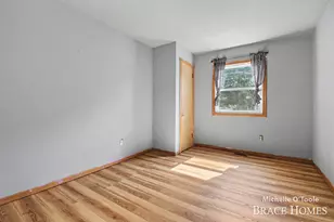 5409 Madison Ave SE, Grand Rapids, MI 49548 - Photo 12