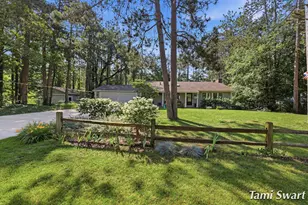 16864 Timber Dunes Dr, Grand Haven, MI 49417 - Photo 2