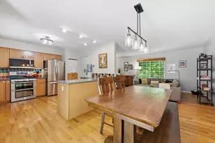 7737 Collingwood Dr, Brighton, MI 48114 - Photo 10