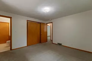 8696 Maplewood Dr, Berrien Springs, MI 49103 - Photo 20