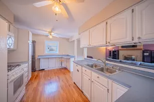 7957 Meadowview Ct, Ypsilanti, MI 48197 - Photo 8