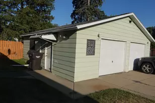 1620 Burlingame Ave SW, Wyoming, MI 49509 - Photo 6