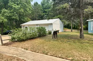 8464 15 Mile Rd, Paris, MI 49338 - Photo 12
