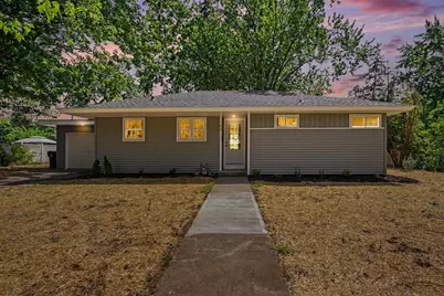 172 E 25th Street, Holland, MI 49423 - Photo 2