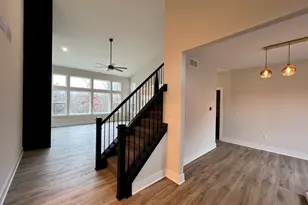 9412 Grand Summit Dr, Fenton, MI 48430 - Photo 2
