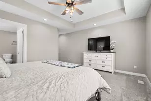 315 Prairiewood Dr, Otsego, MI 49078 - Photo 20