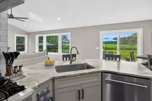 315 Prairiewood Dr, Otsego, MI 49078 - Photo 8