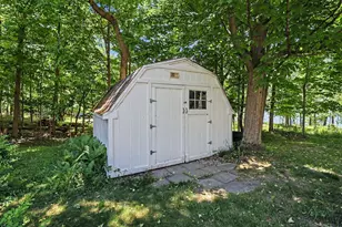 4539 S Lakeshore Dr, Ludington, MI 49431 - Photo 38