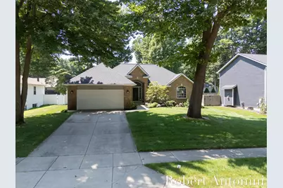 2516 Golfbury Drive SW, Wyoming, MI 49519 - Photo 8