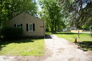 22675 Santa Maria St, Detroit, MI 48219 - Photo 2
